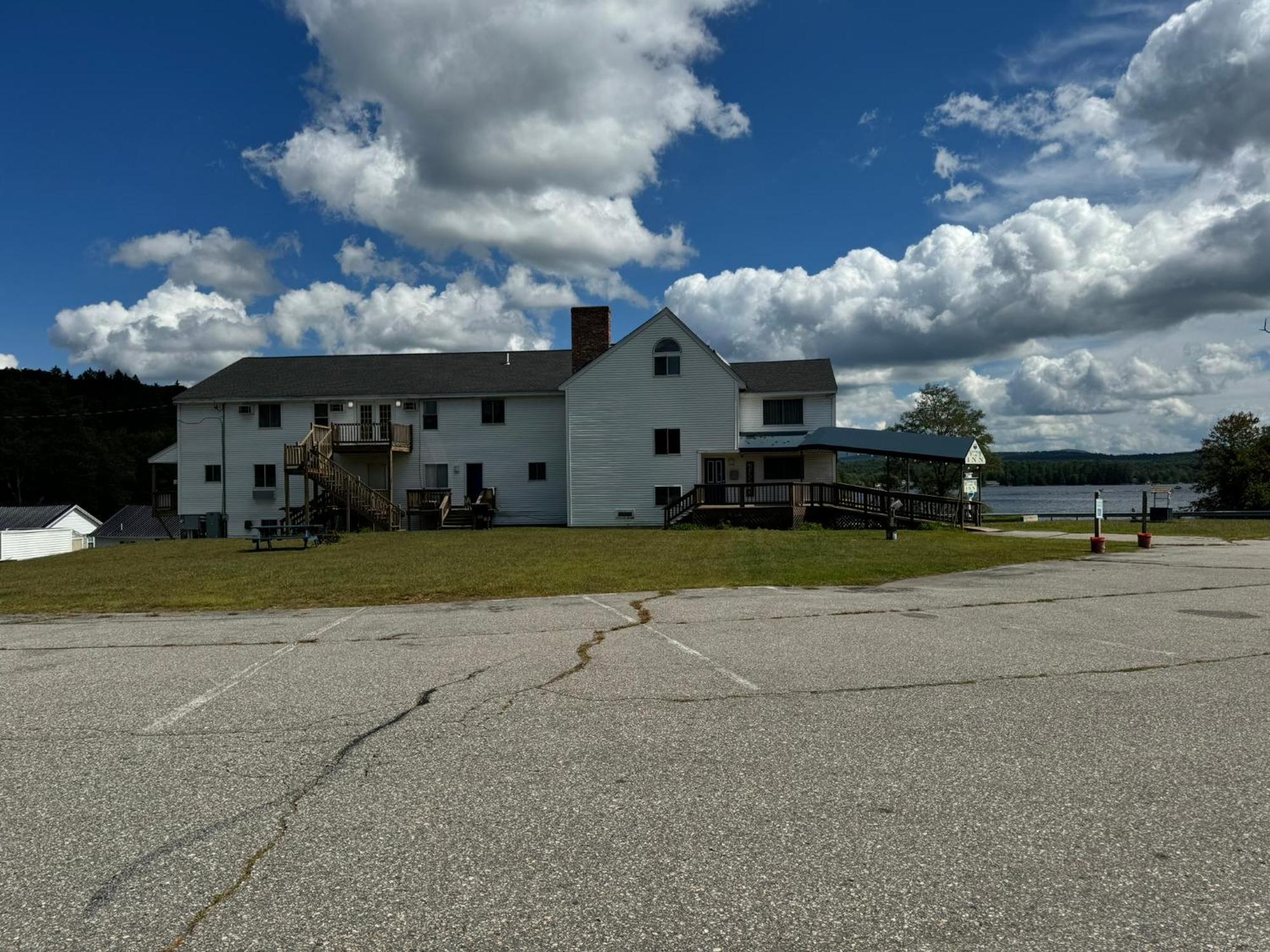 Winnisquam Lake Inn Tilton Εξωτερικό φωτογραφία